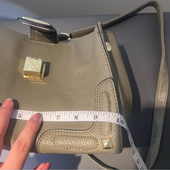 Steve Madden green olive crossbody bag preloved - Picture 7 of 11